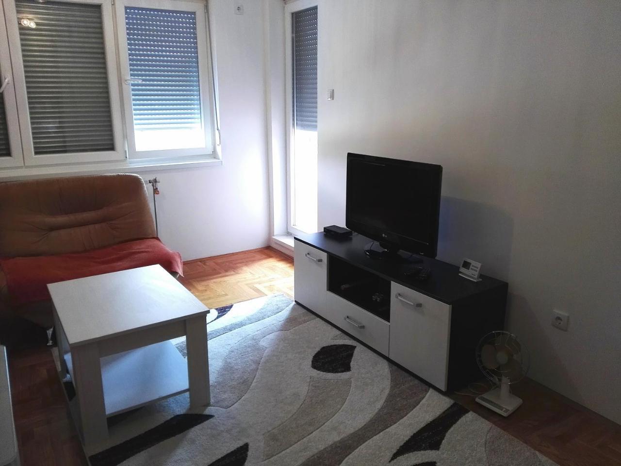 Bk Apartment, Istocno Sarajevo, Lukavica المظهر الخارجي الصورة