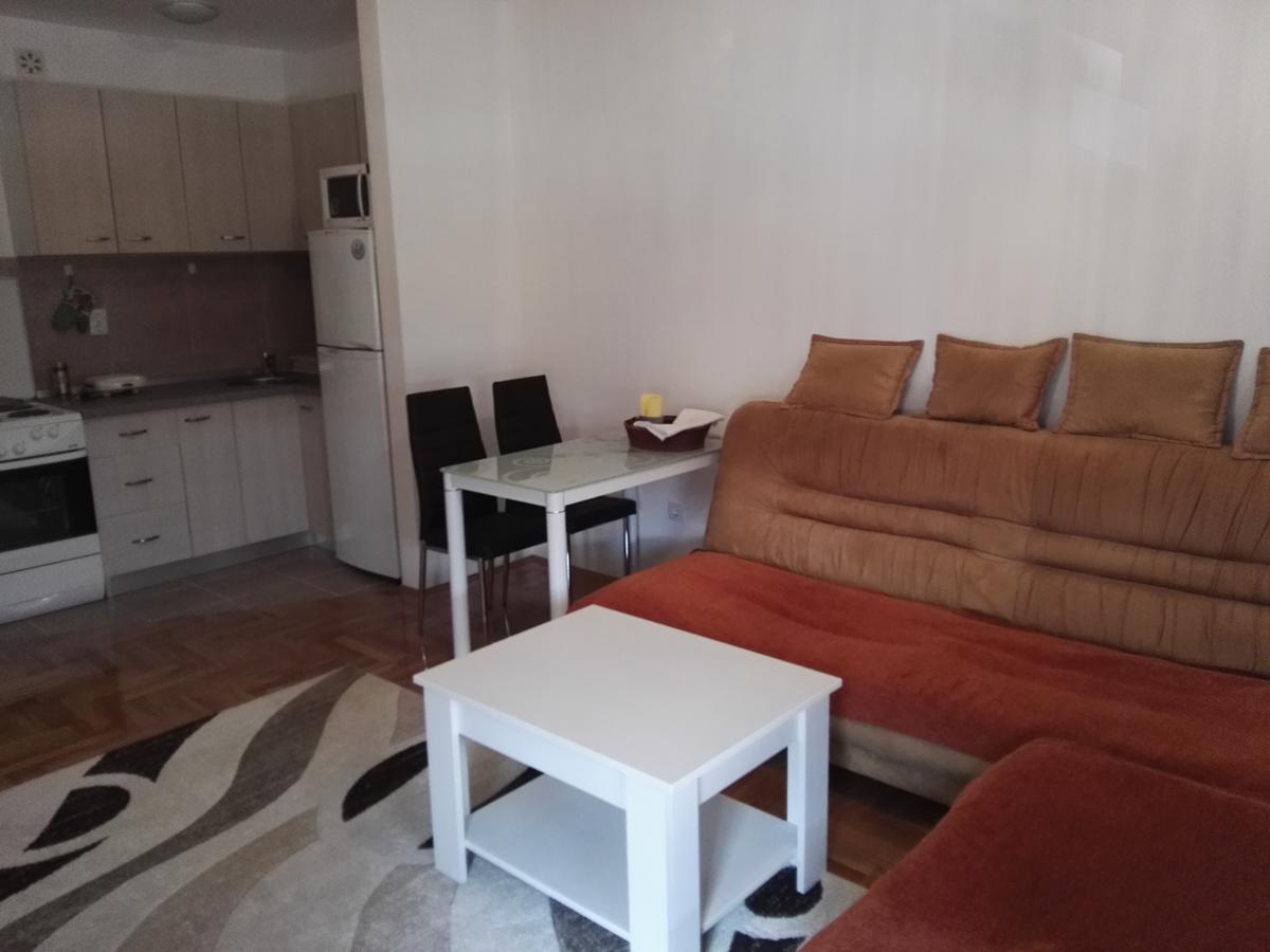 Bk Apartment, Istocno Sarajevo, Lukavica المظهر الخارجي الصورة